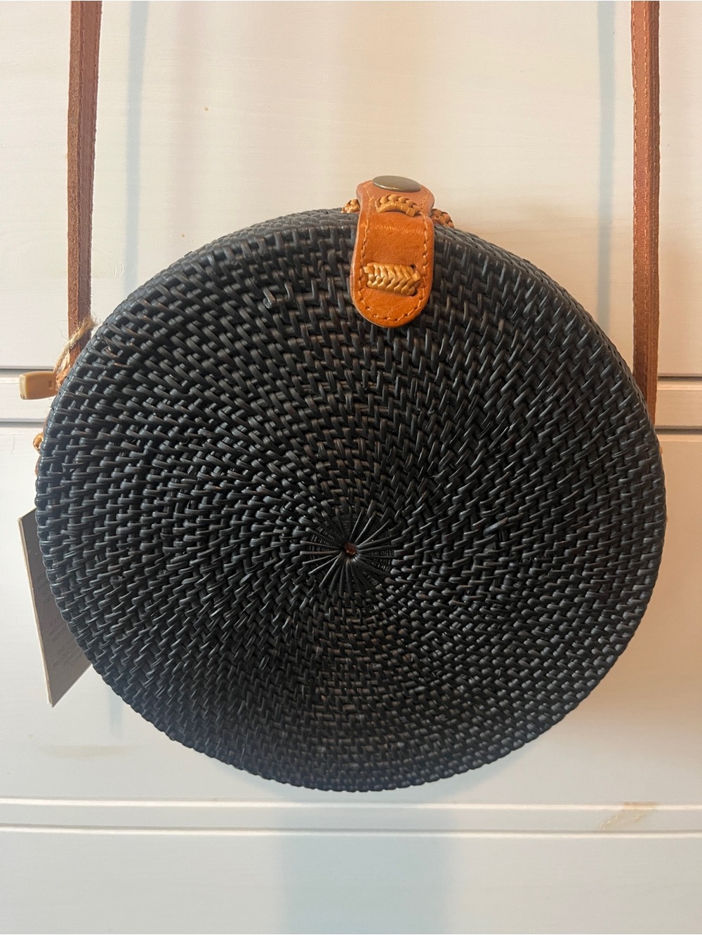 NWT BEACHGOLD Black Woven Round Shoulder Bag with Tan Trim